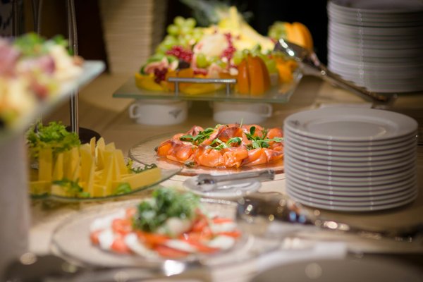 Comment ouvrir restaurant : guide pour réussir dès le début