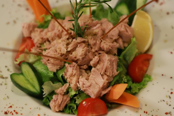 Les avantages de proposer des plats à partager dans votre restaurant bar